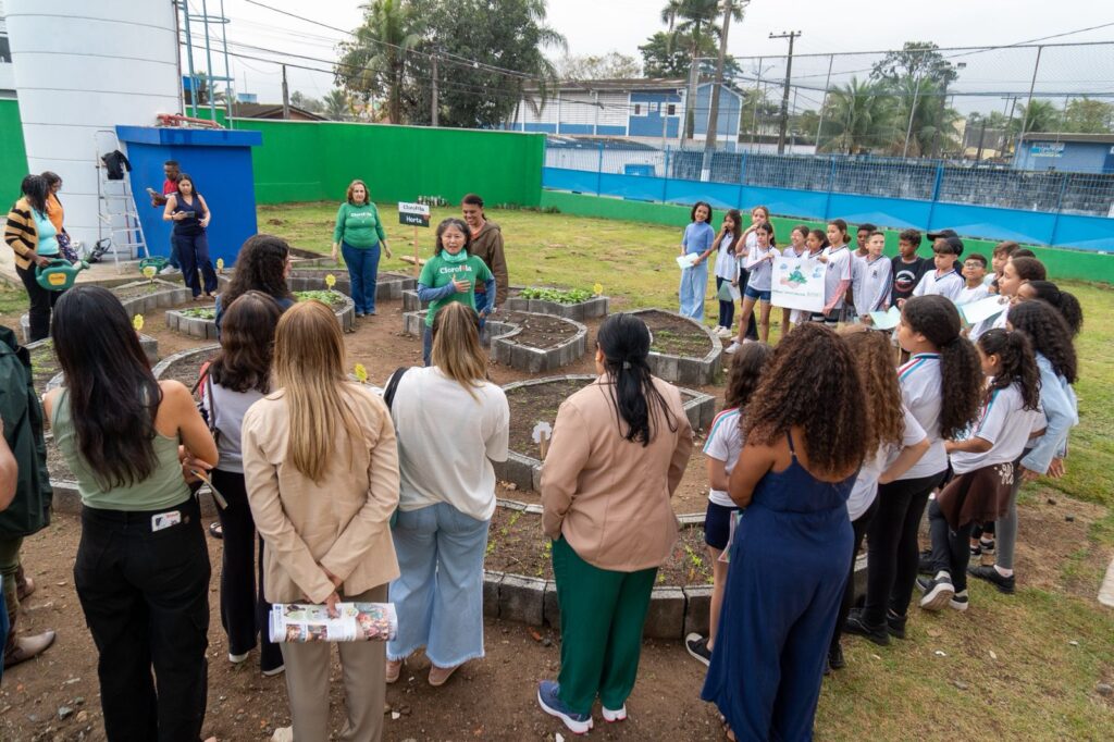 Clorofila inaugura nova horta 2 250916 clorofila caminhos do bem 1